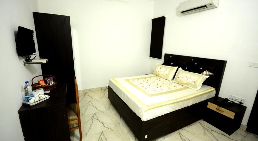 Hotel Mehra Inn Amritsar Room photo
